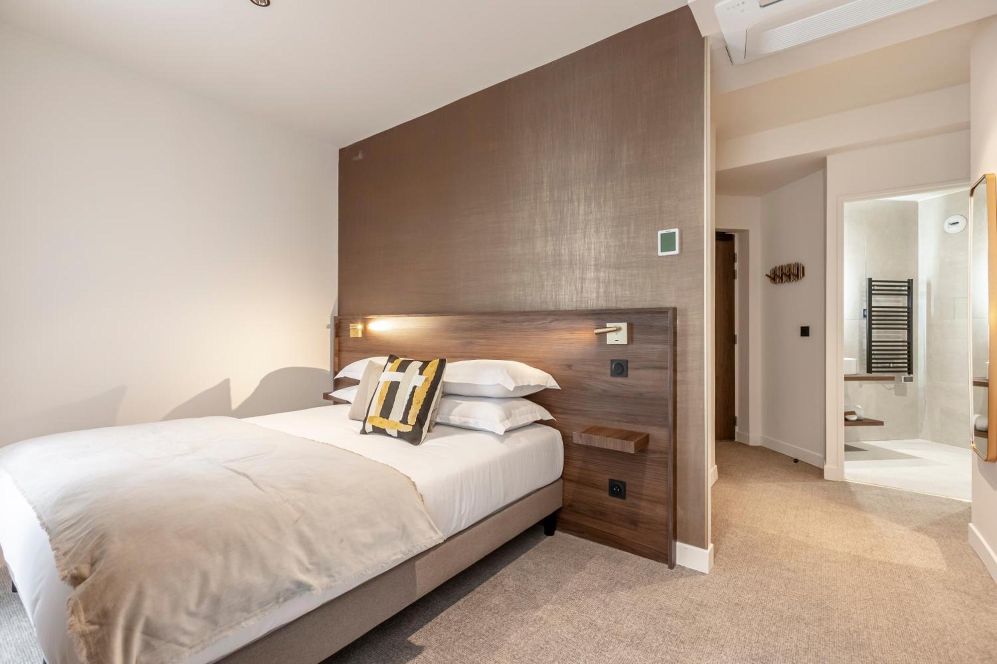 Superior Double Room,1618750160:JPEG